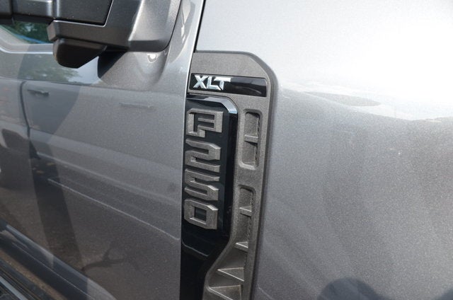 2026 Ford Super Duty F-250 XLT 4x4