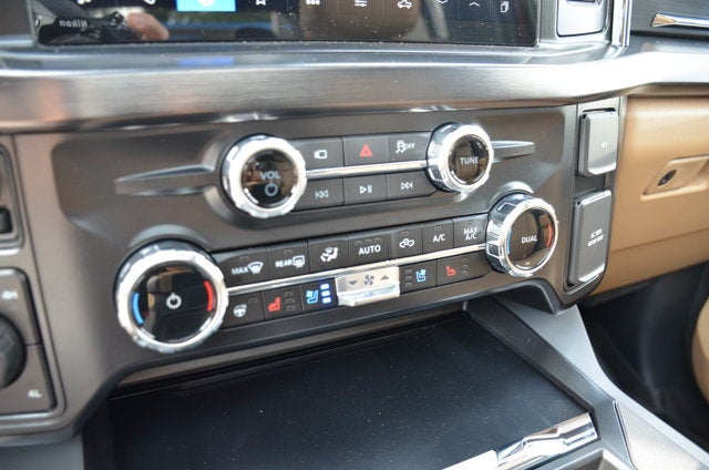 2026 Ford Super Duty F-250 Lariat 4x4
