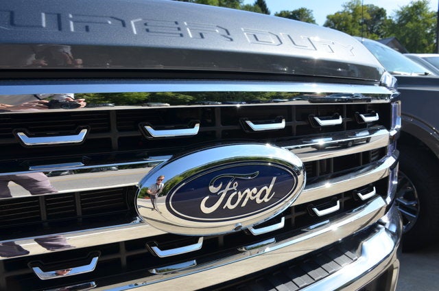 2026 Ford Super Duty F-350 Lariat 4x4