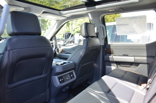 2026 Ford Super Duty F-350 Lariat 4x4
