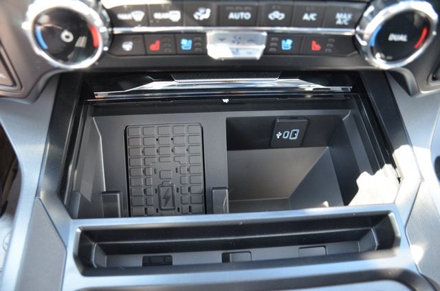 2026 Ford Super Duty F-350 Lariat 4x4