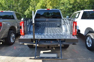 2026 Ford Super Duty F-350 Lariat 4x4