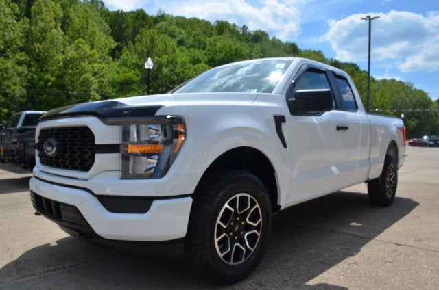 2023 Ford F-150 Base
