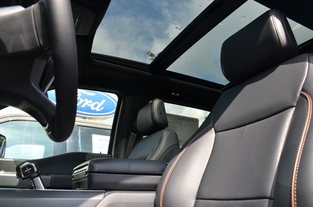 2026 Ford F-150 Lariat 4x4