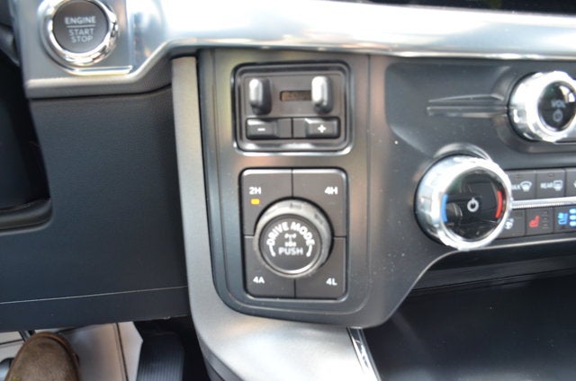 2026 Ford F-150 Lariat 4x4