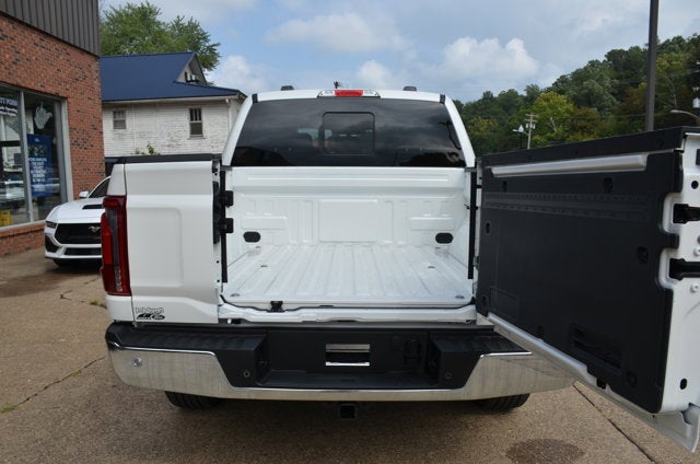 2025 Ford F-150 Lariat Powerboost 4x4