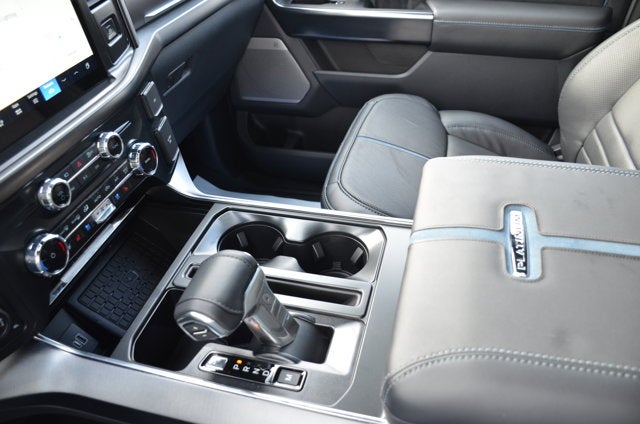 2025 Ford F-150 Platinum 4x4