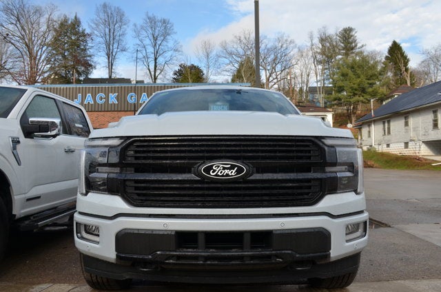 2025 Ford F-150 Platinum 4x4