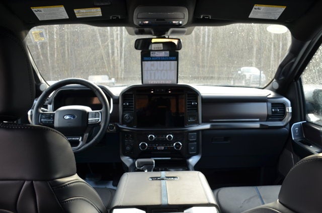 2025 Ford F-150 Platinum 4x4