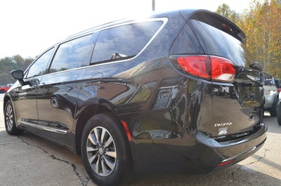 2020 Chrysler Pacifica Touring L Plus