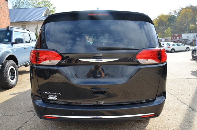 2020 Chrysler Pacifica Touring L Plus