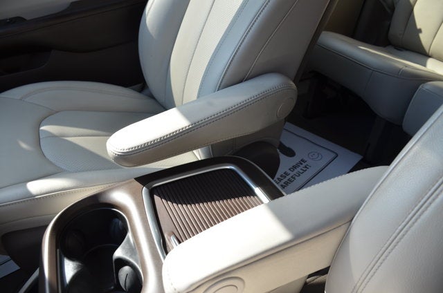 2020 Chrysler Pacifica Touring L Plus