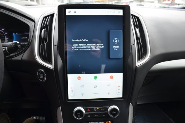 2022 Ford Edge SE AWD