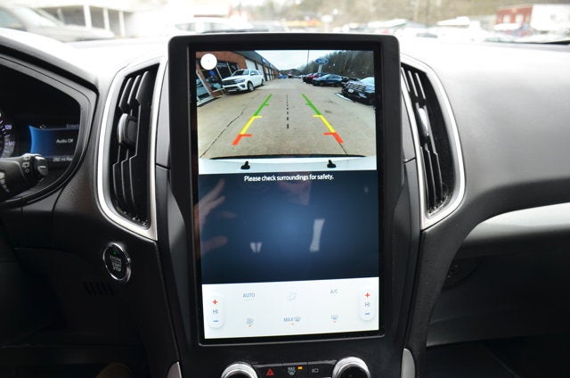 2022 Ford Edge SE AWD