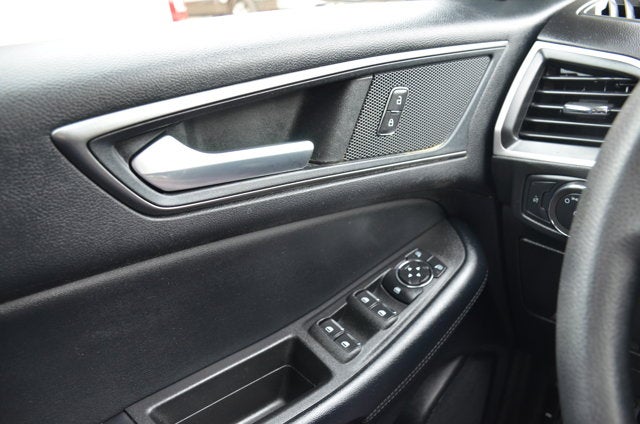 2022 Ford Edge SE AWD