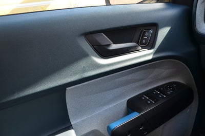 2025 Ford Maverick XLT Hybrid