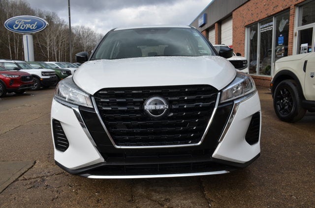 2022 Nissan Kicks S