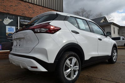 2022 Nissan Kicks S
