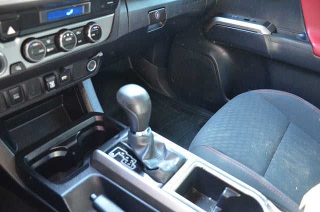 2022 Toyota Tacoma 4WD SR5 4x4