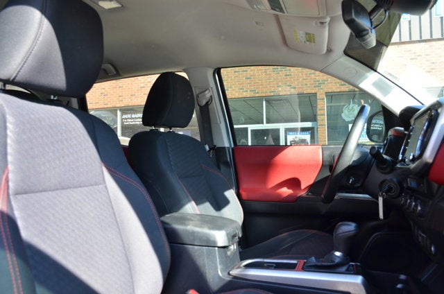 2022 Toyota Tacoma 4WD SR5 4x4