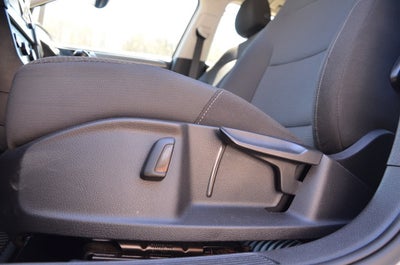 2016 Volkswagen Golf TSI S