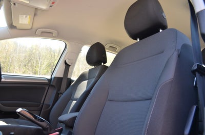 2016 Volkswagen Golf TSI S