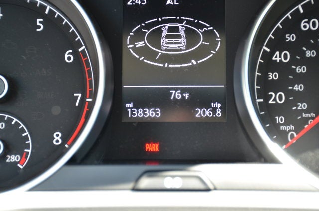 2016 Volkswagen Golf TSI S