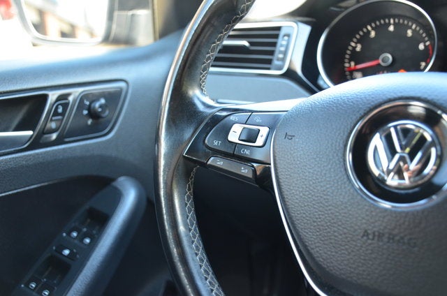 2016 Volkswagen Jetta 1.8T Sport