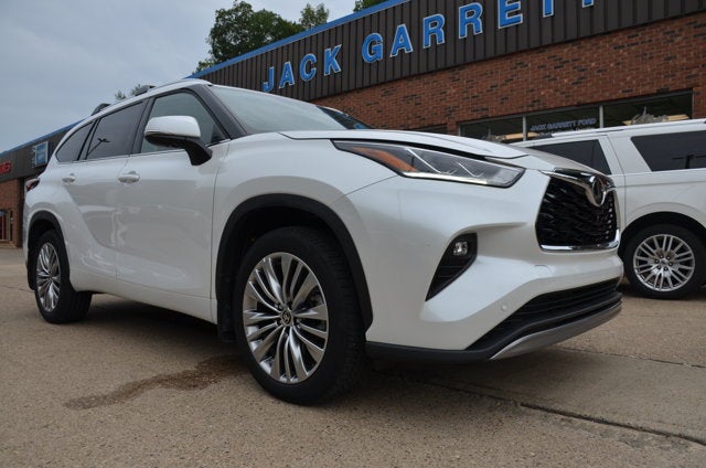 2024 Toyota Highlander Platinum AWD