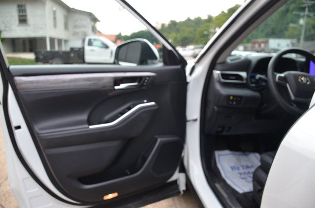 2024 Toyota Highlander Platinum AWD