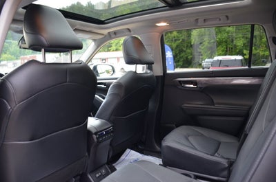 2024 Toyota Highlander Platinum AWD