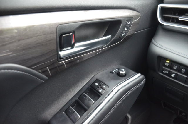 2024 Toyota Highlander Platinum AWD