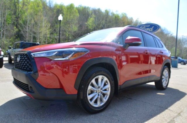 2024 Toyota Corolla Cross LE AWD