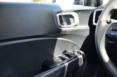 2022 Hyundai Venue SE