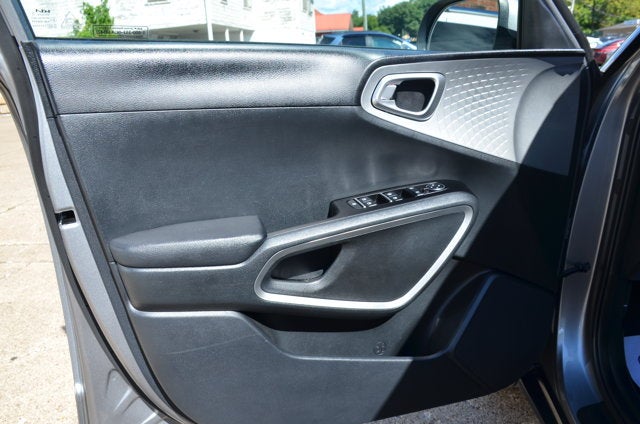 2025 Kia Soul Base