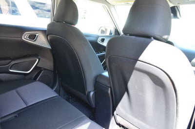 2025 Kia Soul Base
