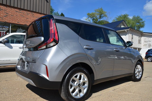 2025 Kia Soul Base